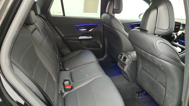 2025 Mercedes-Benz GLC GLC 300 4MATIC SUV w/ Panorama Sunroof & Ventilated Front Seats - 23019149 - 21