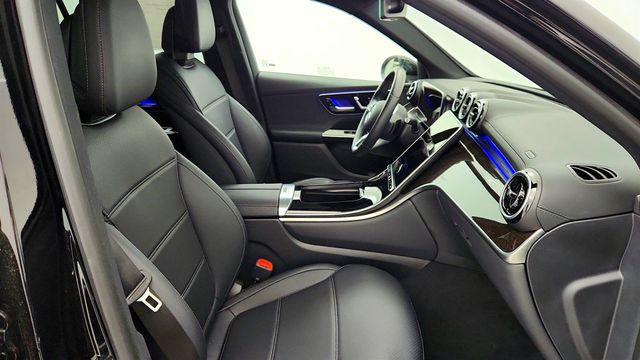 2025 Mercedes-Benz GLC GLC 300 4MATIC SUV w/ Panorama Sunroof & Ventilated Front Seats - 23019149 - 22