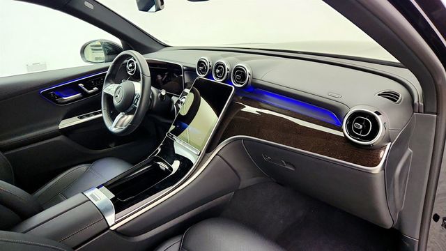 2025 Mercedes-Benz GLC GLC 300 4MATIC SUV w/ Panorama Sunroof & Ventilated Front Seats - 23019149 - 23