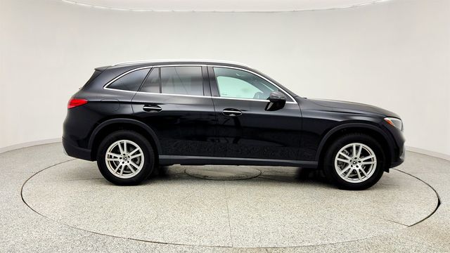 2025 Mercedes-Benz GLC GLC 300 4MATIC SUV w/ Panorama Sunroof & Ventilated Front Seats - 23019149 - 3