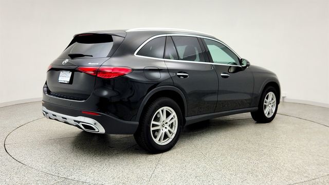 2025 Mercedes-Benz GLC GLC 300 4MATIC SUV w/ Panorama Sunroof & Ventilated Front Seats - 23019149 - 4