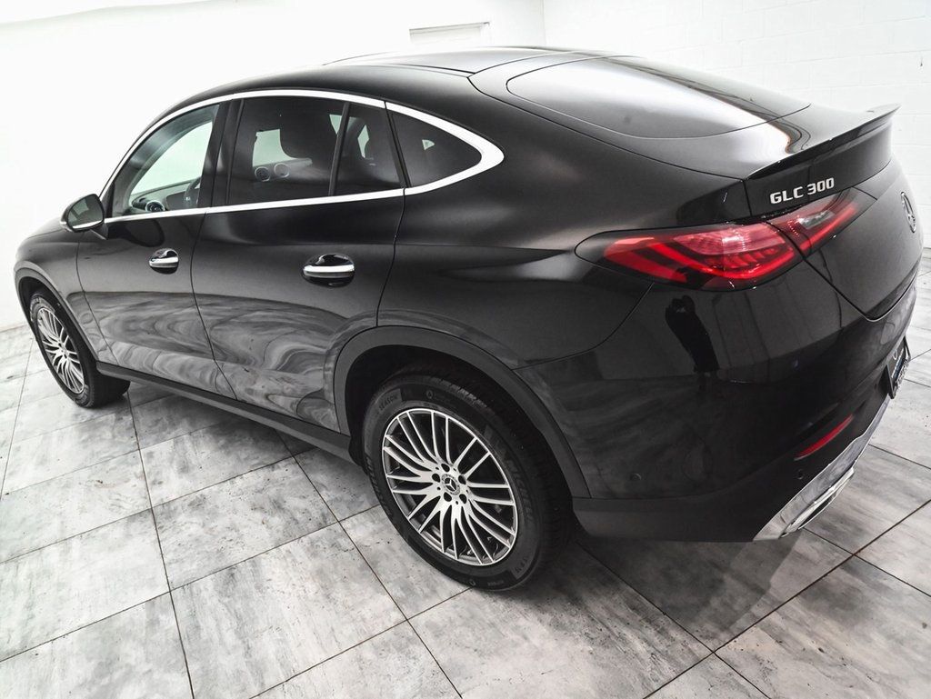 2025 Mercedes Benz GLC 300 Coupe 4MATIC photo 4