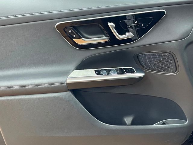 2025 Mercedes-Benz GLC GLC 350e 4MATIC SUV - 22949909 - 13