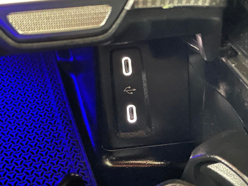 2025 Mercedes-Benz GLC GLC 350e 4MATIC SUV - 22949909 - 38