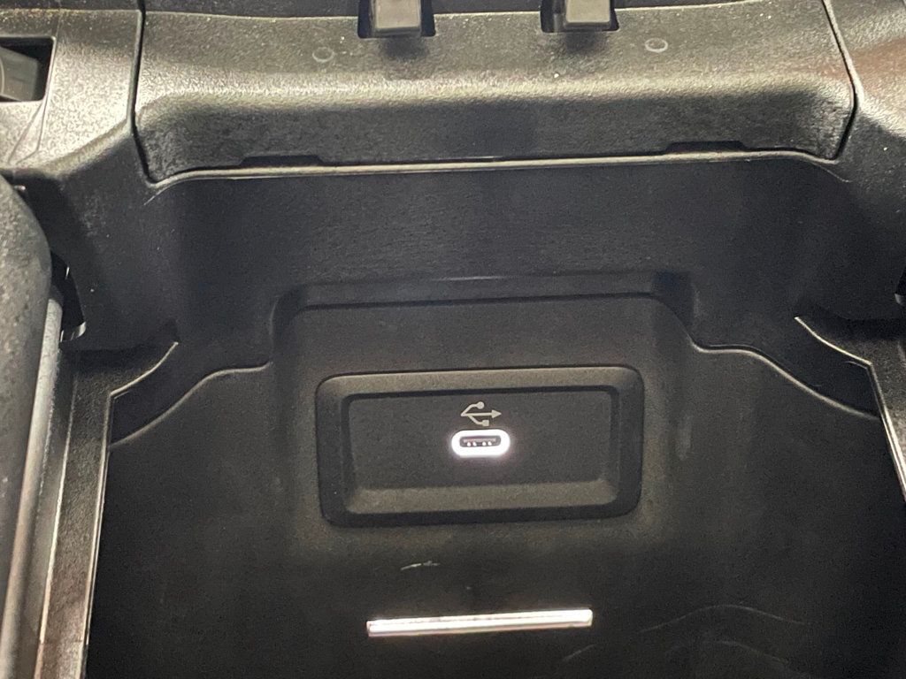 2025 Mercedes-Benz GLC GLC 350e 4MATIC SUV - 22949909 - 41