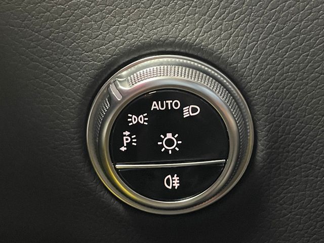 2025 Mercedes-Benz GLC GLC 350e 4MATIC SUV - 22950888 - 35