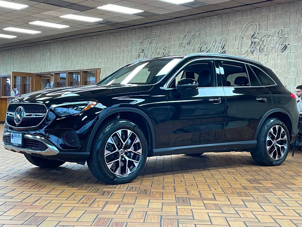 2025 Mercedes-Benz GLC GLC 350e 4MATIC SUV - 22950888 - 4