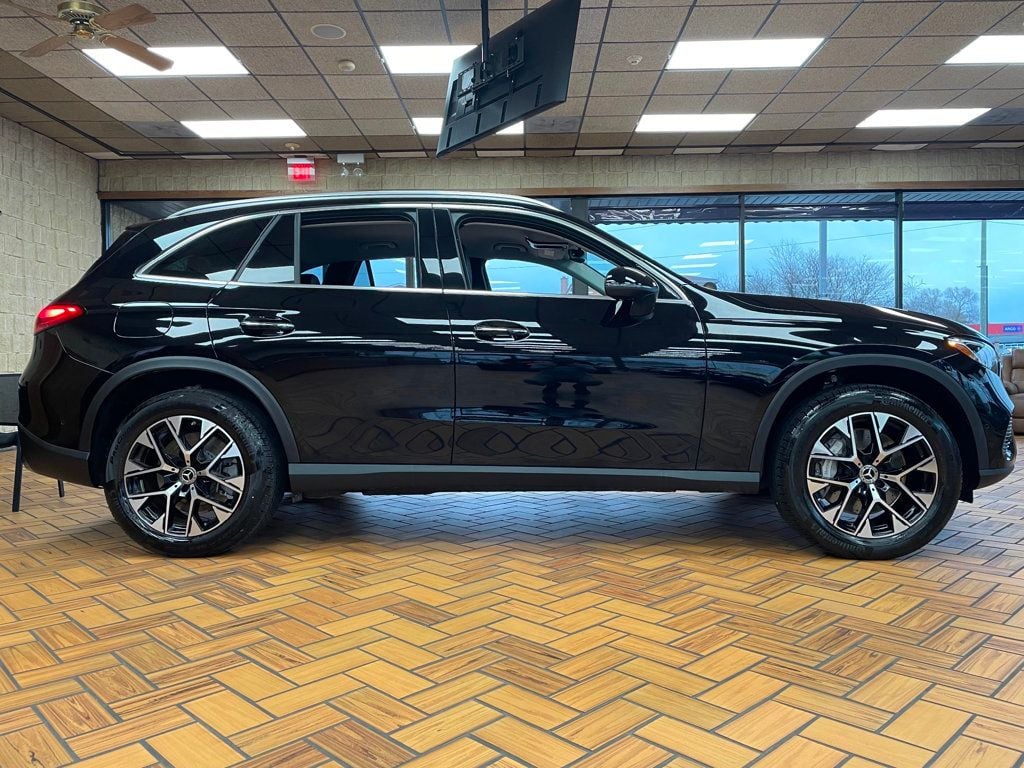 2025 Mercedes-Benz GLC GLC 350e 4MATIC SUV - 22950888 - 8
