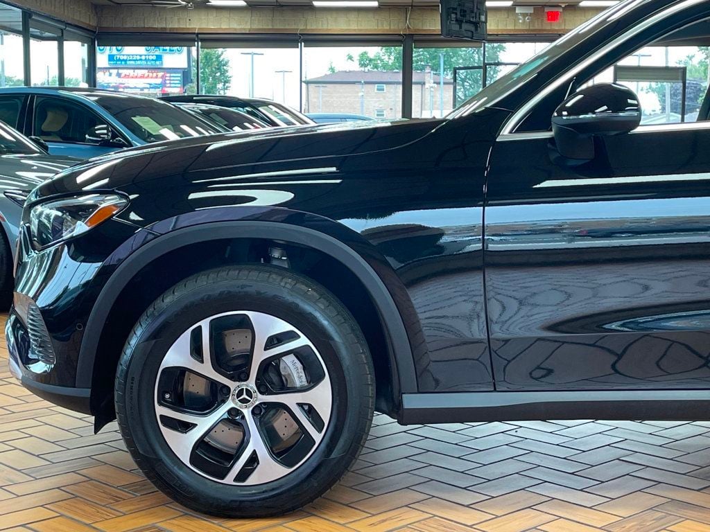 2025 Mercedes-Benz GLC GLC 350e 4MATIC SUV - 23083014 - 4