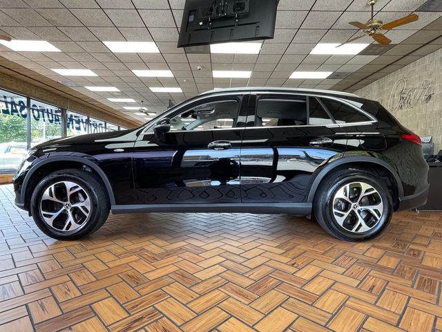 2025 Mercedes-Benz GLC