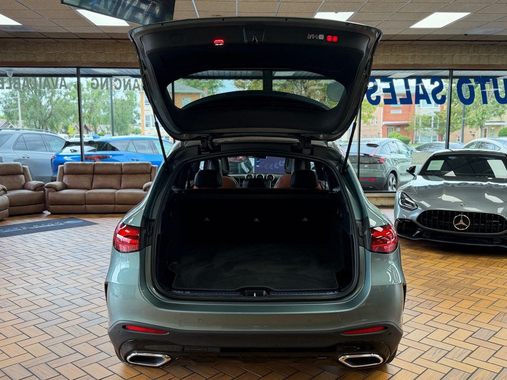 2025 Mercedes-Benz GLC GLC 350e 4MATIC SUV - 23084056 - 29