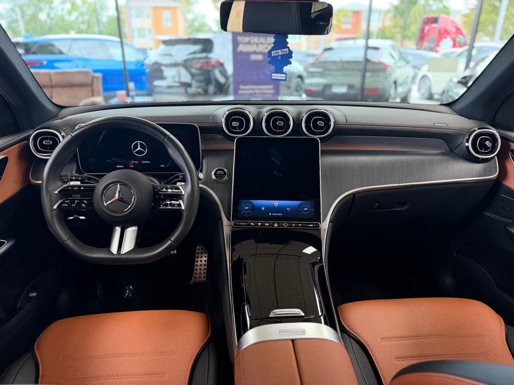 2025 Mercedes-Benz GLC GLC 350e 4MATIC SUV - 23084056 - 45
