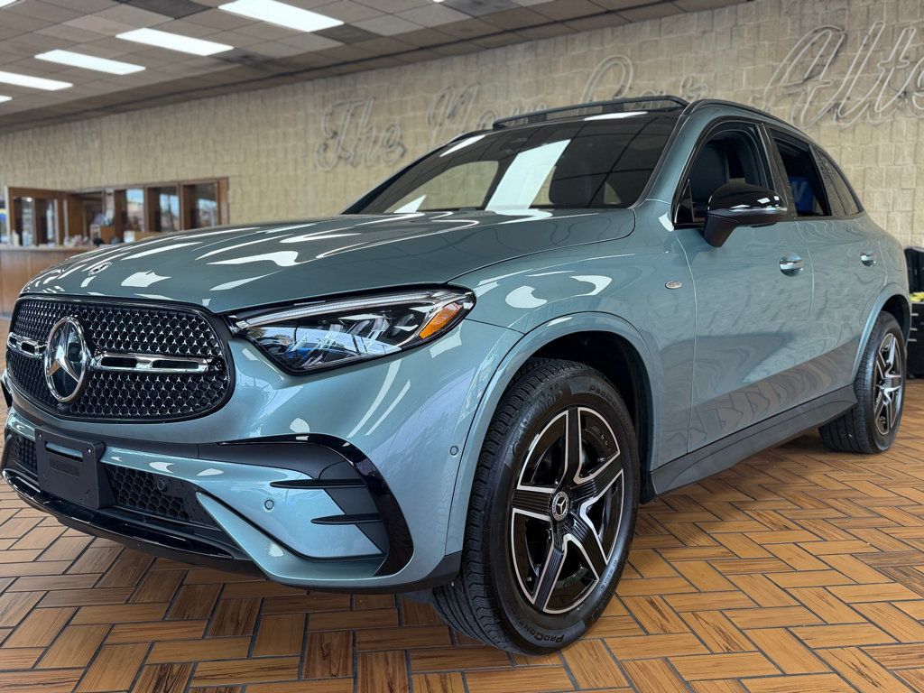 2025 Mercedes-Benz GLC GLC 350e 4MATIC SUV - 23084056 - 4