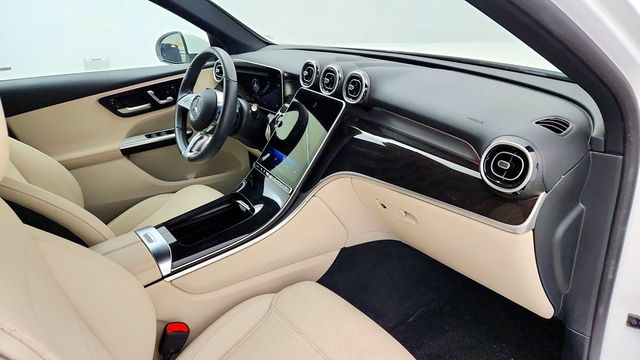 2025 Mercedes-Benz GLC GLC 350e 4MATIC SUV w/ Driver Assistance Package - 23087363 - 23