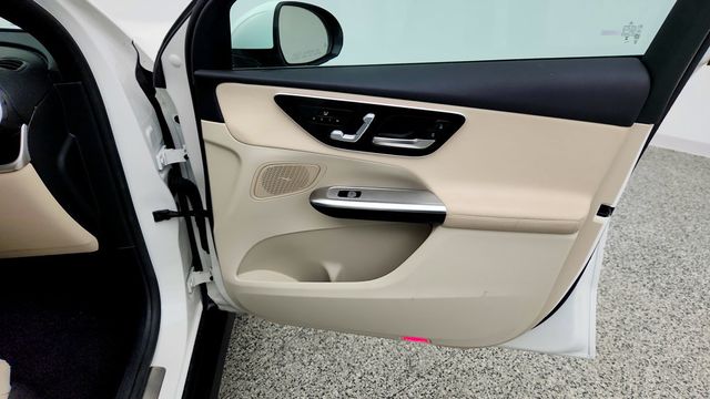 2025 Mercedes-Benz GLC GLC 350e 4MATIC SUV w/ Driver Assistance Package - 23087363 - 24