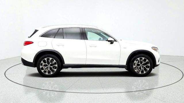 2025 Mercedes-Benz GLC GLC 350e 4MATIC SUV w/ Driver Assistance Package - 23087363 - 3