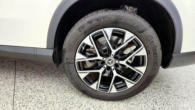 2025 Mercedes-Benz GLC GLC 350e 4MATIC SUV w/ Driver Assistance Package - 23087363 - 8