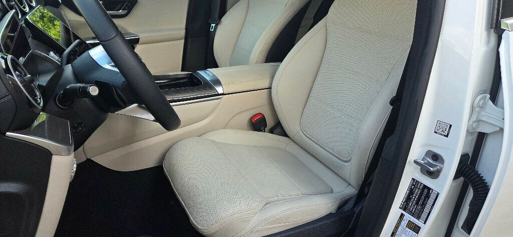 2025 Mercedes-Benz GLC LOW MILEAGE SUPER NICE CAR!! - 23054190 - 10