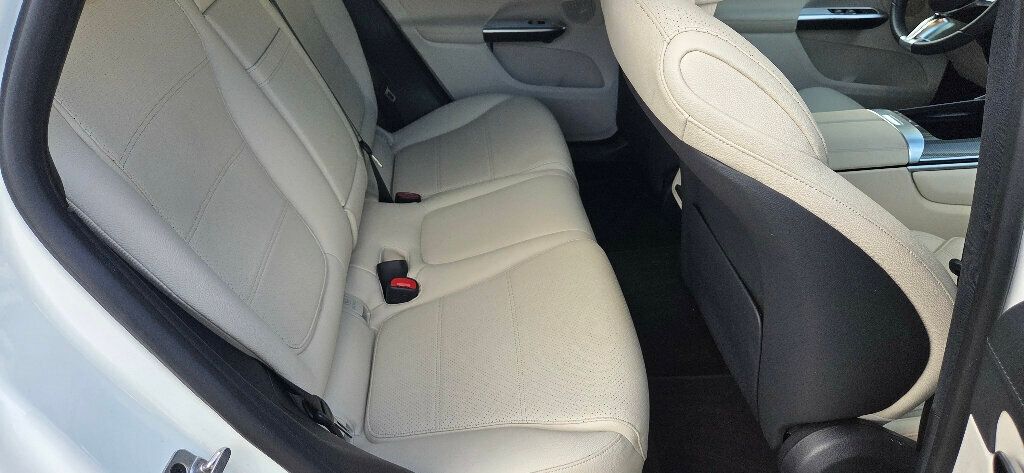 2025 Mercedes-Benz GLC LOW MILEAGE SUPER NICE CAR!! - 23054190 - 17