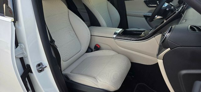 2025 Mercedes-Benz GLC LOW MILEAGE SUPER NICE CAR!! - 23054190 - 21