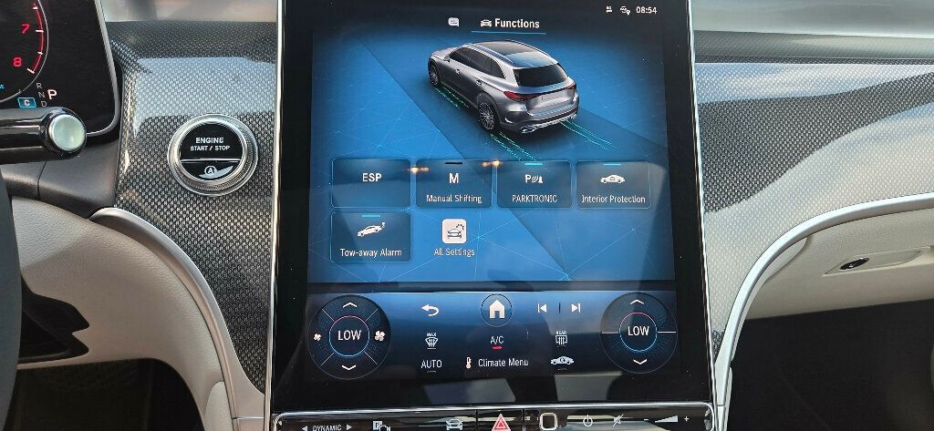 2025 Mercedes-Benz GLC LOW MILEAGE SUPER NICE CAR!! - 23054190 - 24