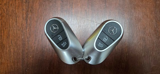 2025 Mercedes-Benz GLC LOW MILEAGE SUPER NICE CAR!! - 23054190 - 36