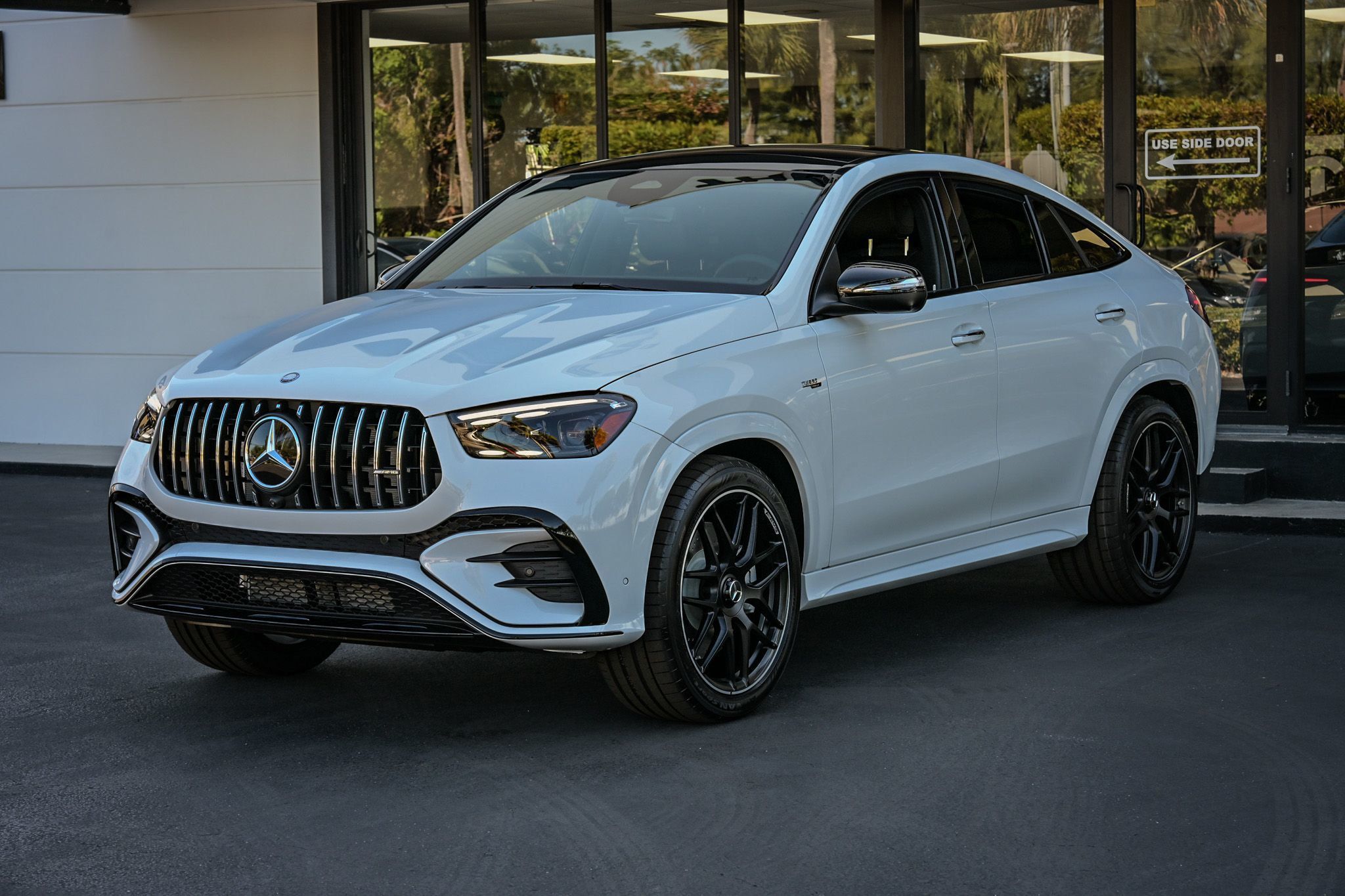 2025 Mercedes Benz GLE AMG 53 4MATIC Coupe photo 3