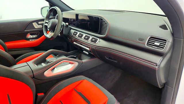2025 Mercedes-Benz GLE AMG GLE 53 4MATIC+ SUV w/ Driver Assistance & AMG Night Packages - 22987447 - 24