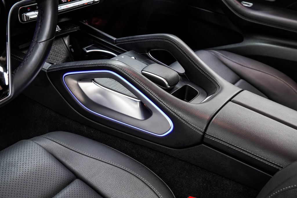 Mercedes-Benz GLE photo 21