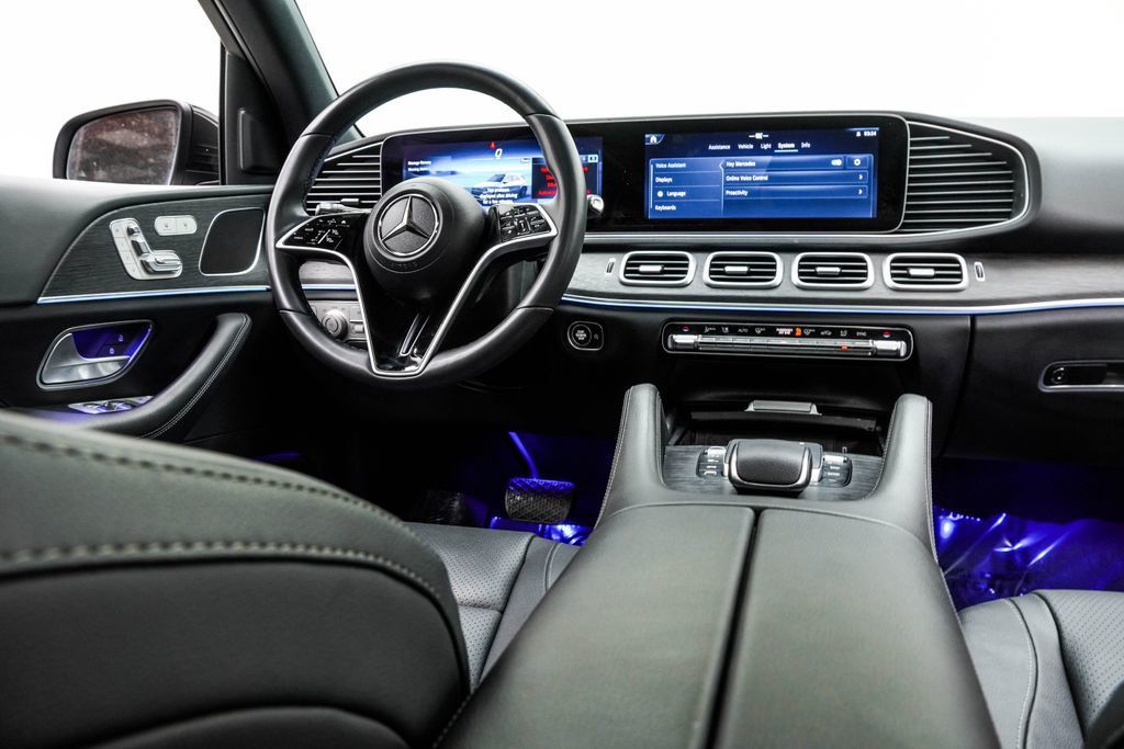Mercedes-Benz GLE photo 24