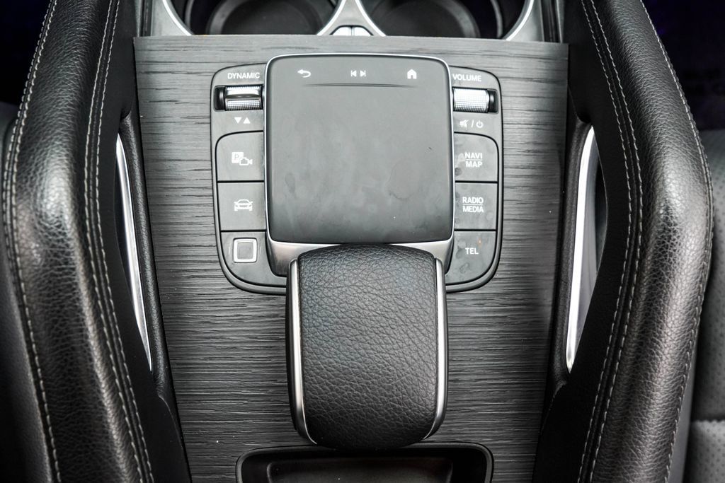 Mercedes-Benz GLE photo 25