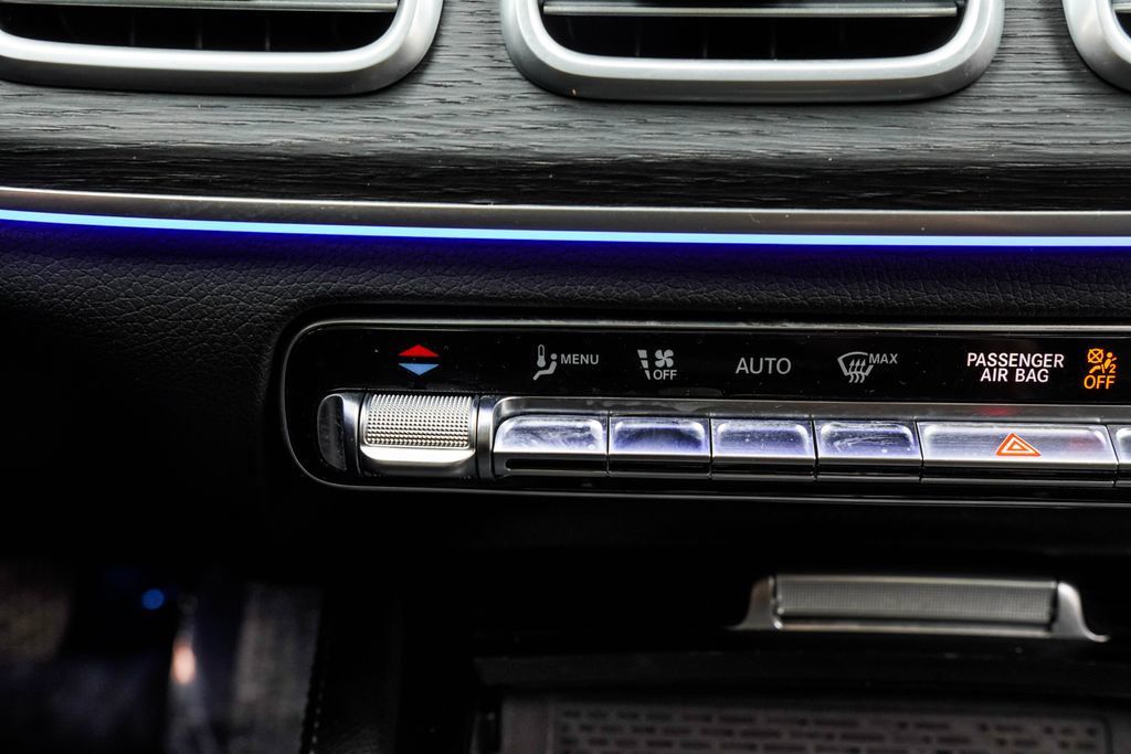Mercedes-Benz GLE photo 26