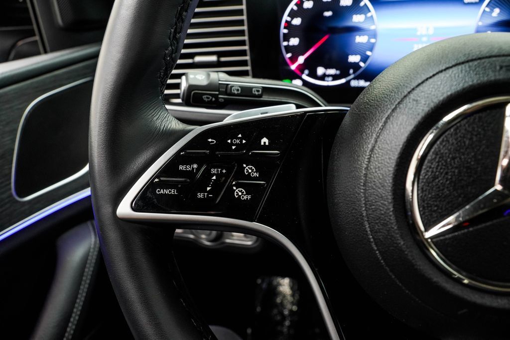 Mercedes-Benz GLE photo 36