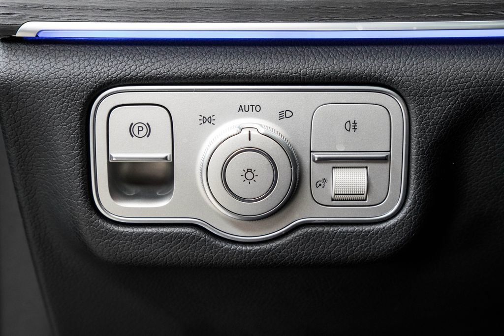 Mercedes-Benz GLE photo 41