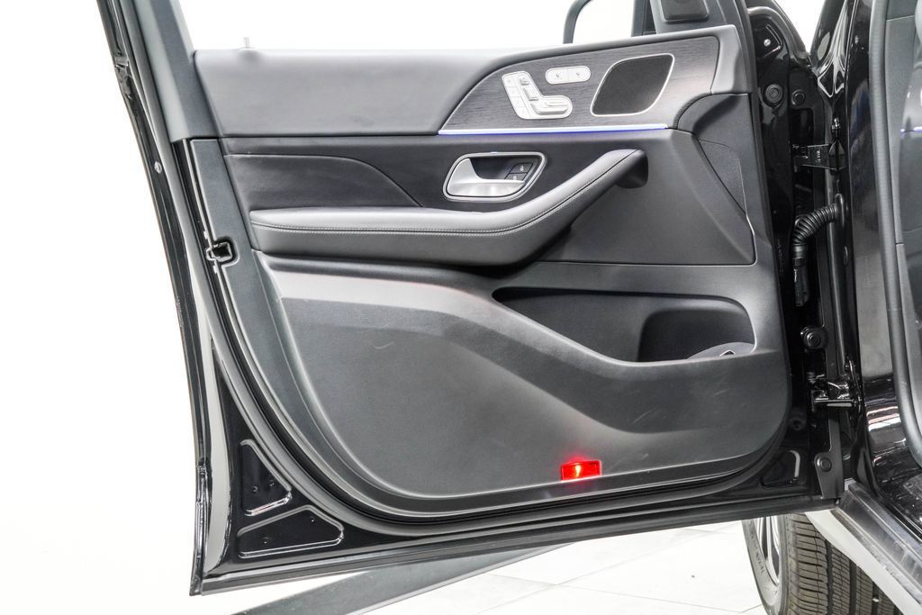 Mercedes-Benz GLE photo 42