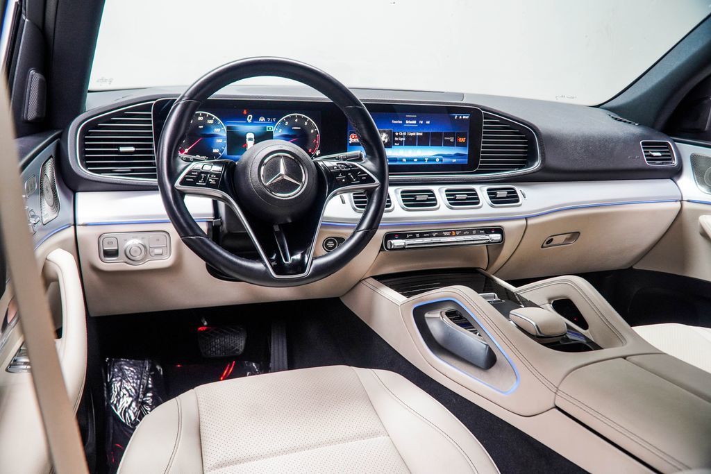 Mercedes-Benz GLE photo 16