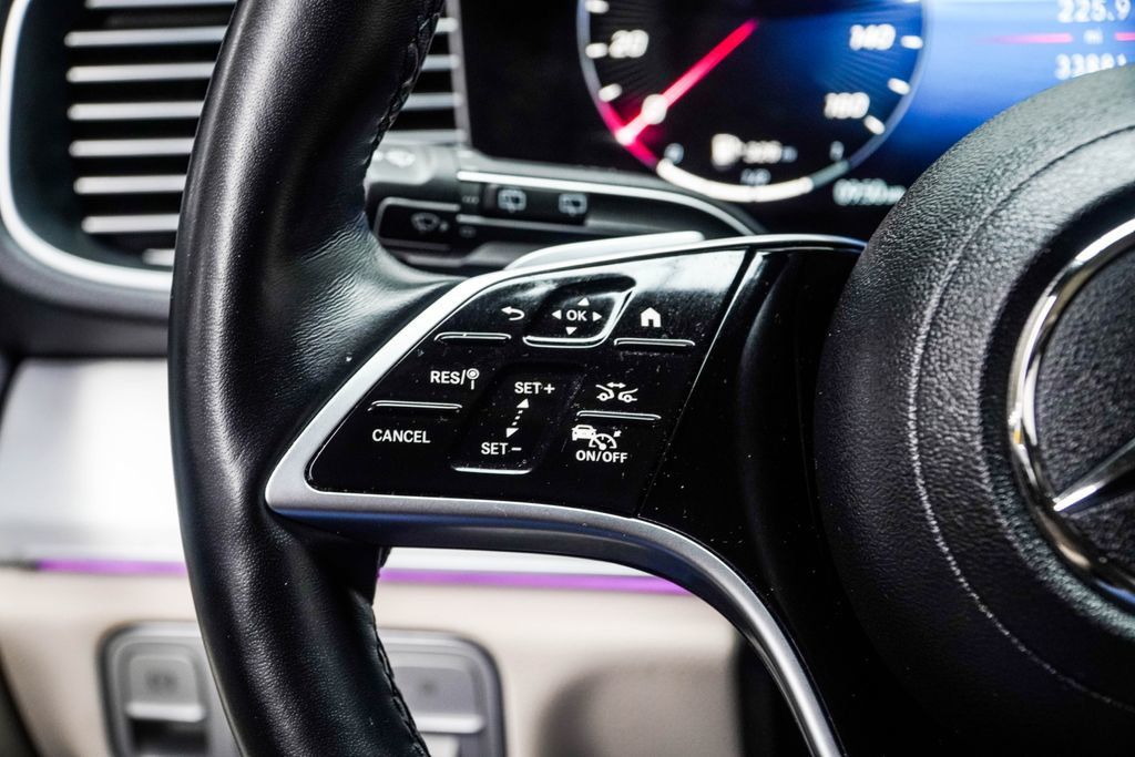 Mercedes-Benz GLE photo 30