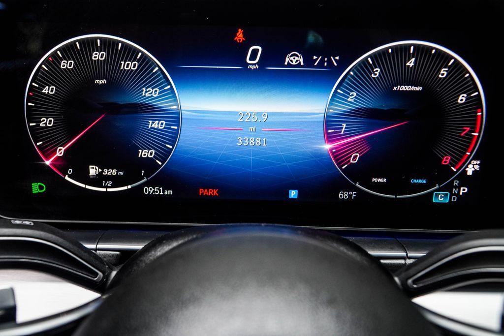 Mercedes-Benz GLE photo 32