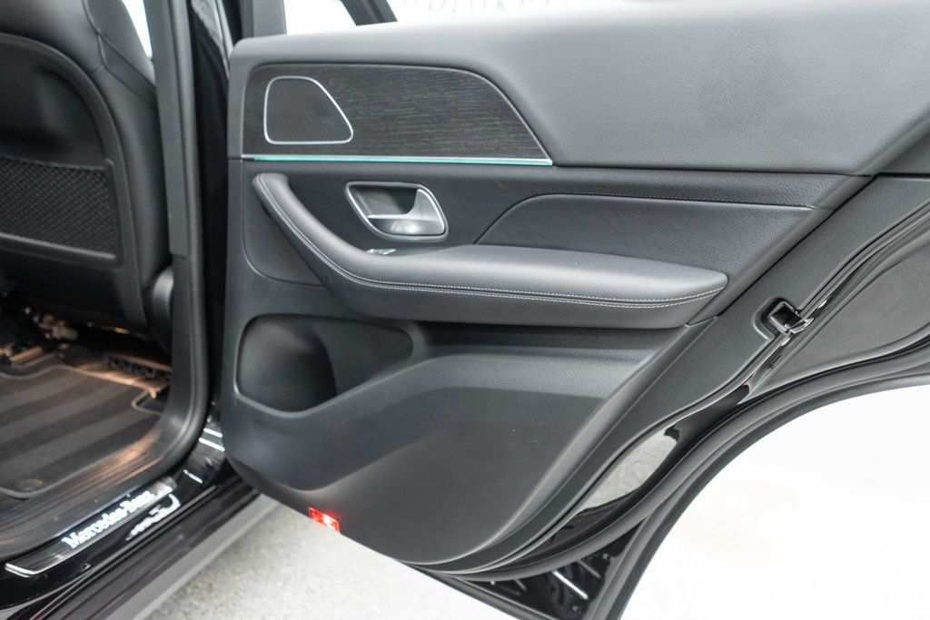 Mercedes-Benz GLE photo 28