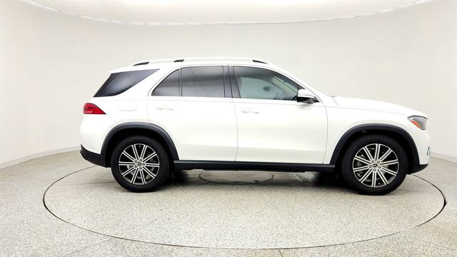 2025 Mercedes-Benz GLE GLE 450e 4MATIC SUV w/ 20'' Wheels, Trailer Hitch & Winter Pkg - 23039118 - 3