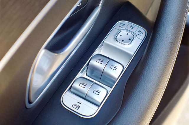 2025 Mercedes-Benz GLE MSRP$70795/4MATIC/DriverAssistancePkg/3RDRowSeatPkg/NAV - 22994041 - 36