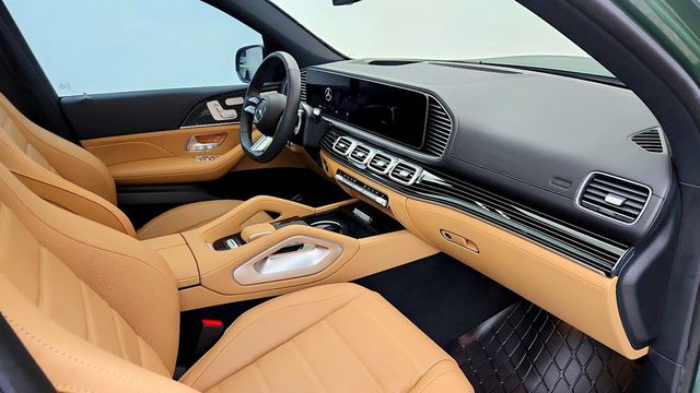 2025 Mercedes-Benz GLS 580 4MATIC SUV, Pinnacle w/ 23'' Wheels & Piano Lacquer Trim - 23099877 - 23