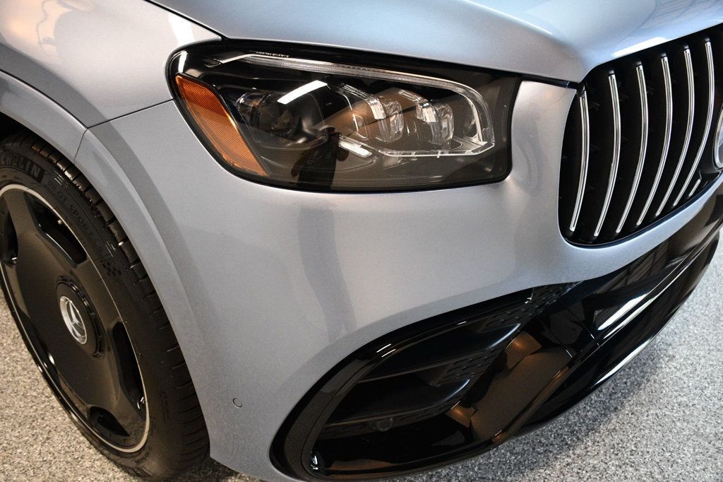Mercedes-Benz GLS photo 10