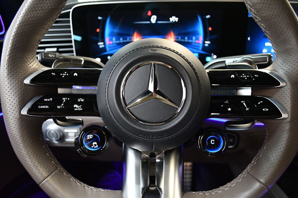 Mercedes-Benz GLS photo 43