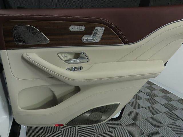 2025 Mercedes-Benz GLS Maybach GLS 600 4MATIC SUV - 22950821 - 27