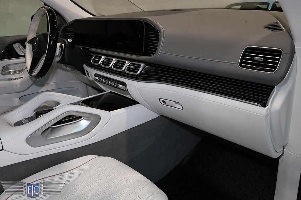 2025 Mercedes-Benz GLS Maybach GLS 600 4MATIC SUV - 22995442 - 33