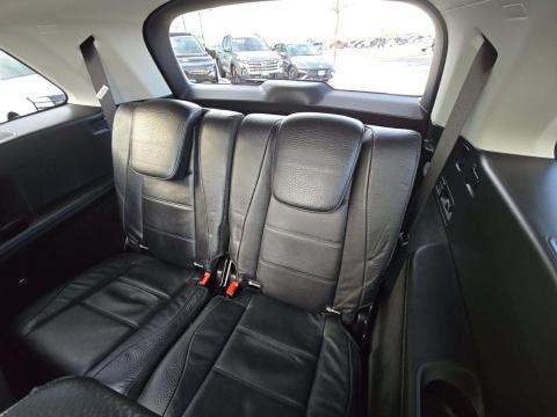 2025 Mercedes-Benz GLS Pinnacle Trim Pkg/Executive Rear Seat Pkg/Soft-Close Doors/NAV - 22987773 - 7