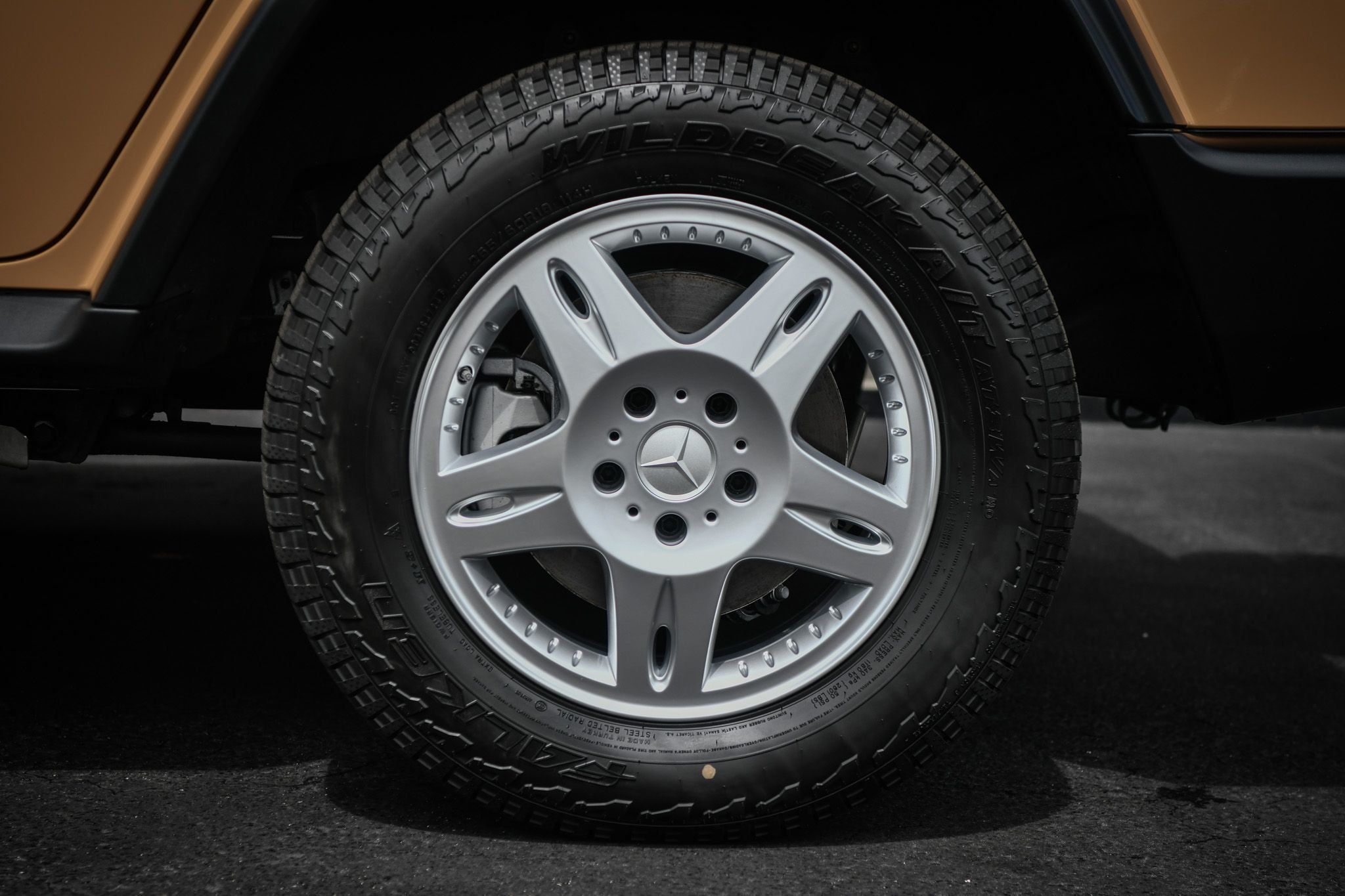 2025 Mercedes Benz G 550 photo 10