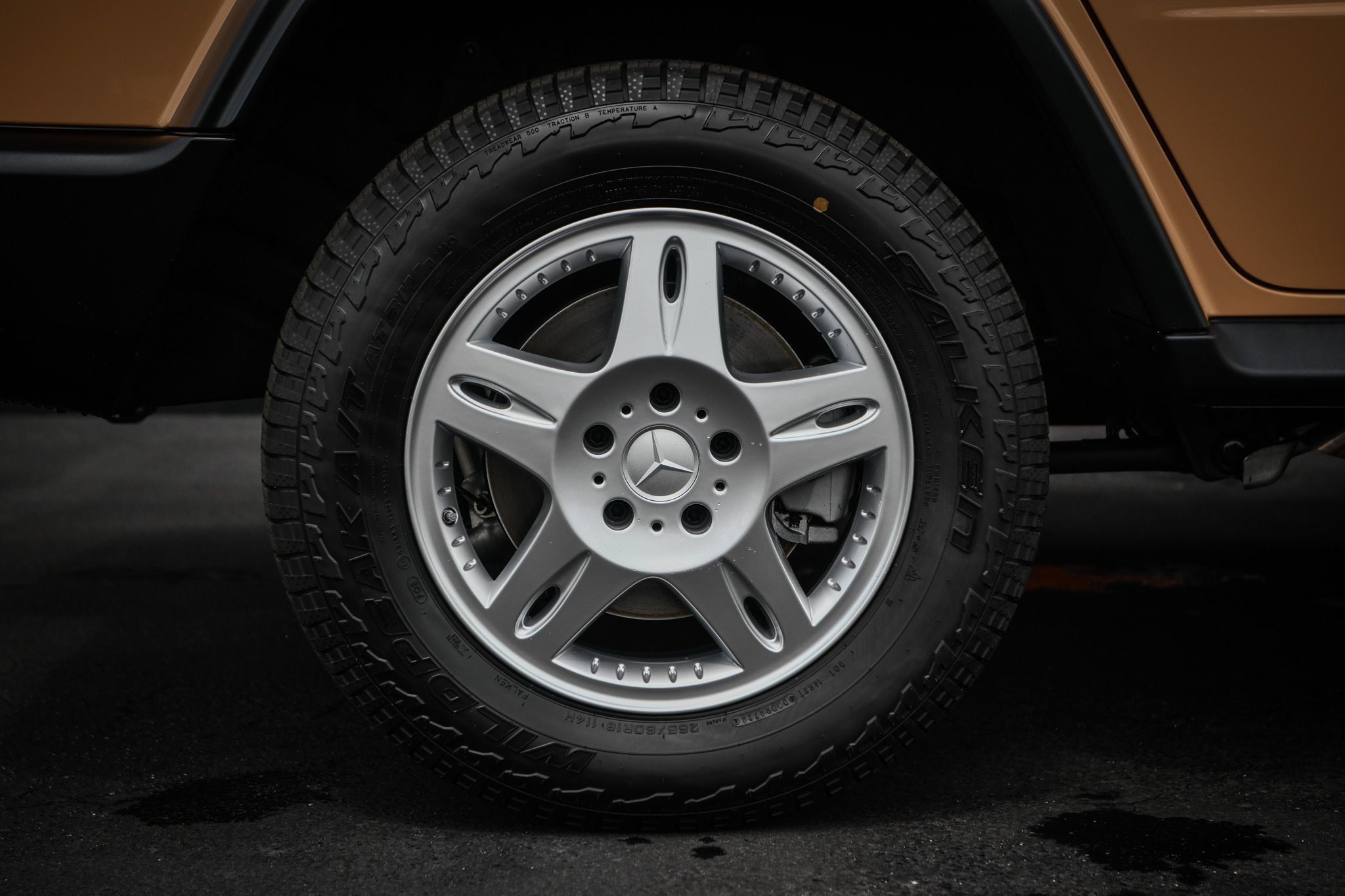 2025 Mercedes Benz G 550 photo 16