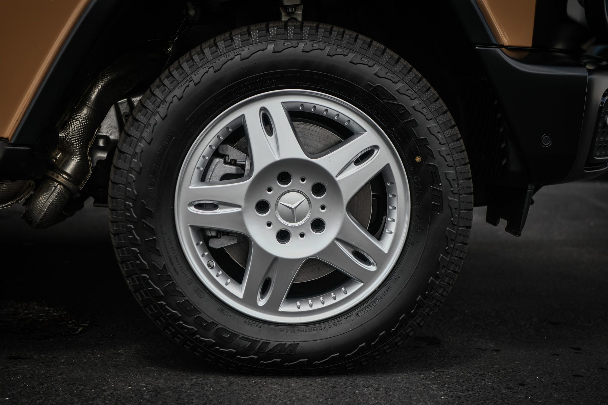 2025 Mercedes Benz G 550 photo 17